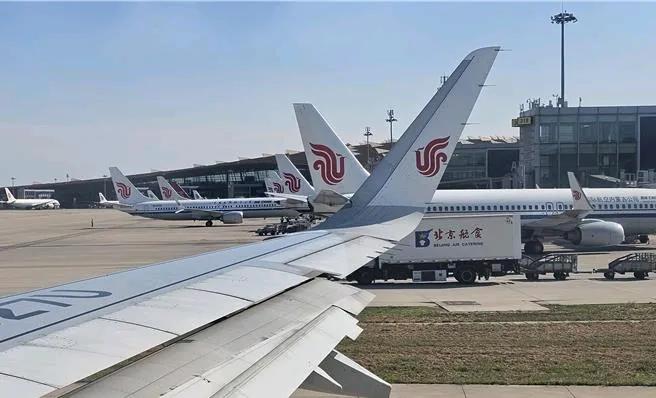 中国民航现状
近年来，中国民航在航空安全、运输规模、基础设施建设、运行效率、技术