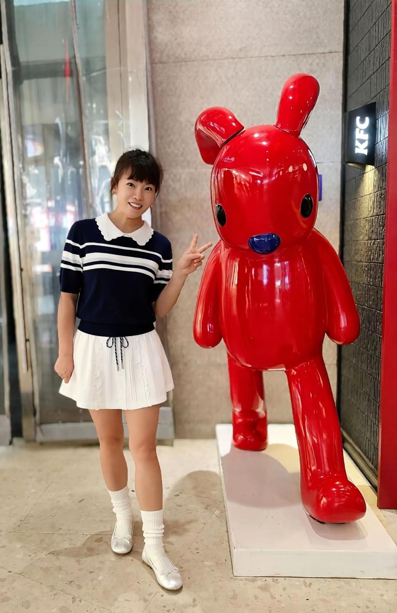 五十多岁 活在美颜里追忆青春 😊☺️😁😁