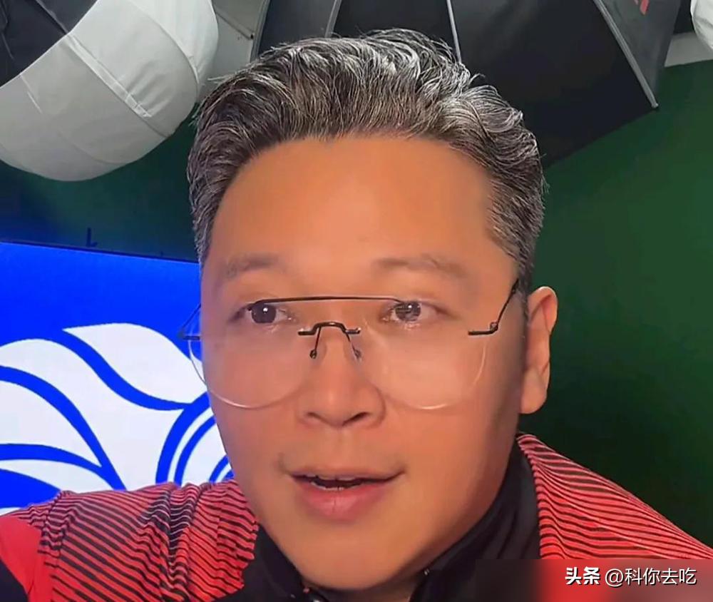 2000万，申花就这么扔了，把顶薪的阿马杜送去重庆，就为给主帅斯卢茨基出这口气。