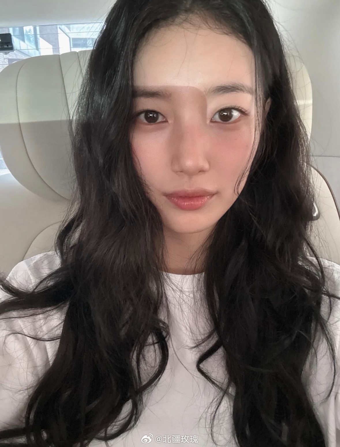 裴秀智私服穿搭好小众，独有的韩女气质～ 
