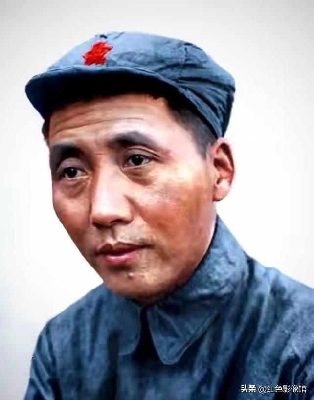 艰苦岁月时期的毛主席，他中华民族的大救星！