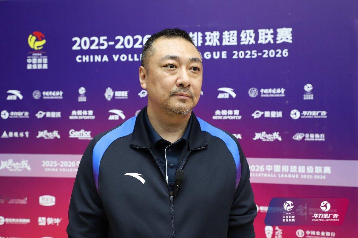 【男排季后赛焦点战单项最佳 温子华表现强劲】
中国男排超级联赛A级季后赛首轮焦点