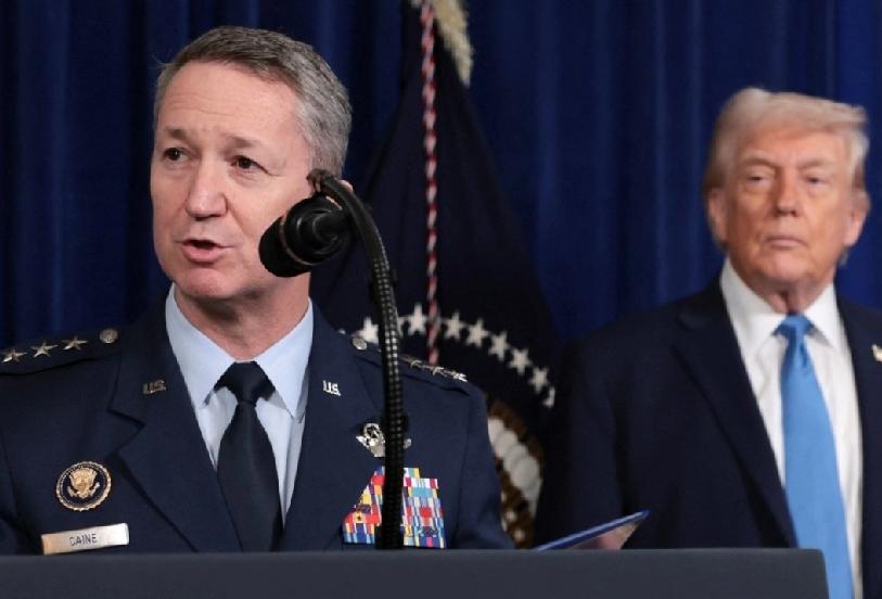 美国总统特朗普香港时间周日（4日）凌晨零时在佛罗里达州海湖庄园举行记者会。美军参