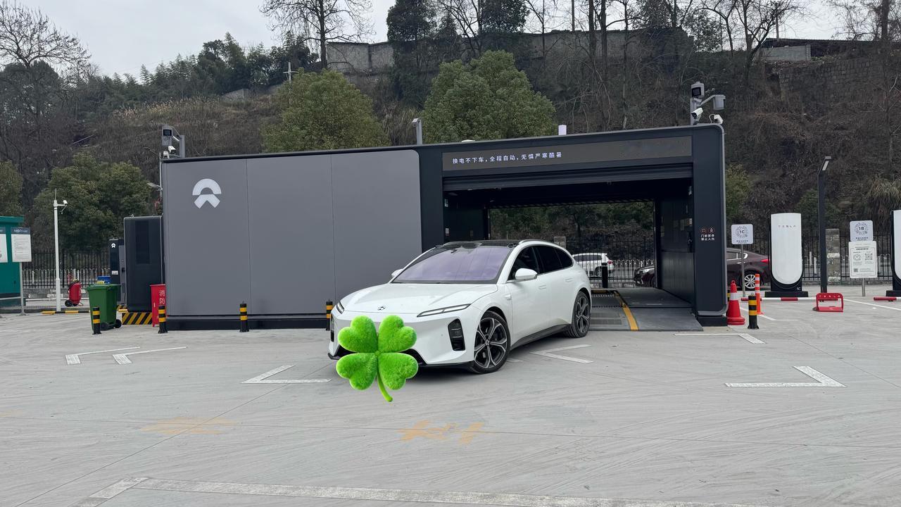 开车-睡觉-换电池-开车-睡觉……[呲牙][呲牙][呲牙]今天目标甘孜藏族自治州