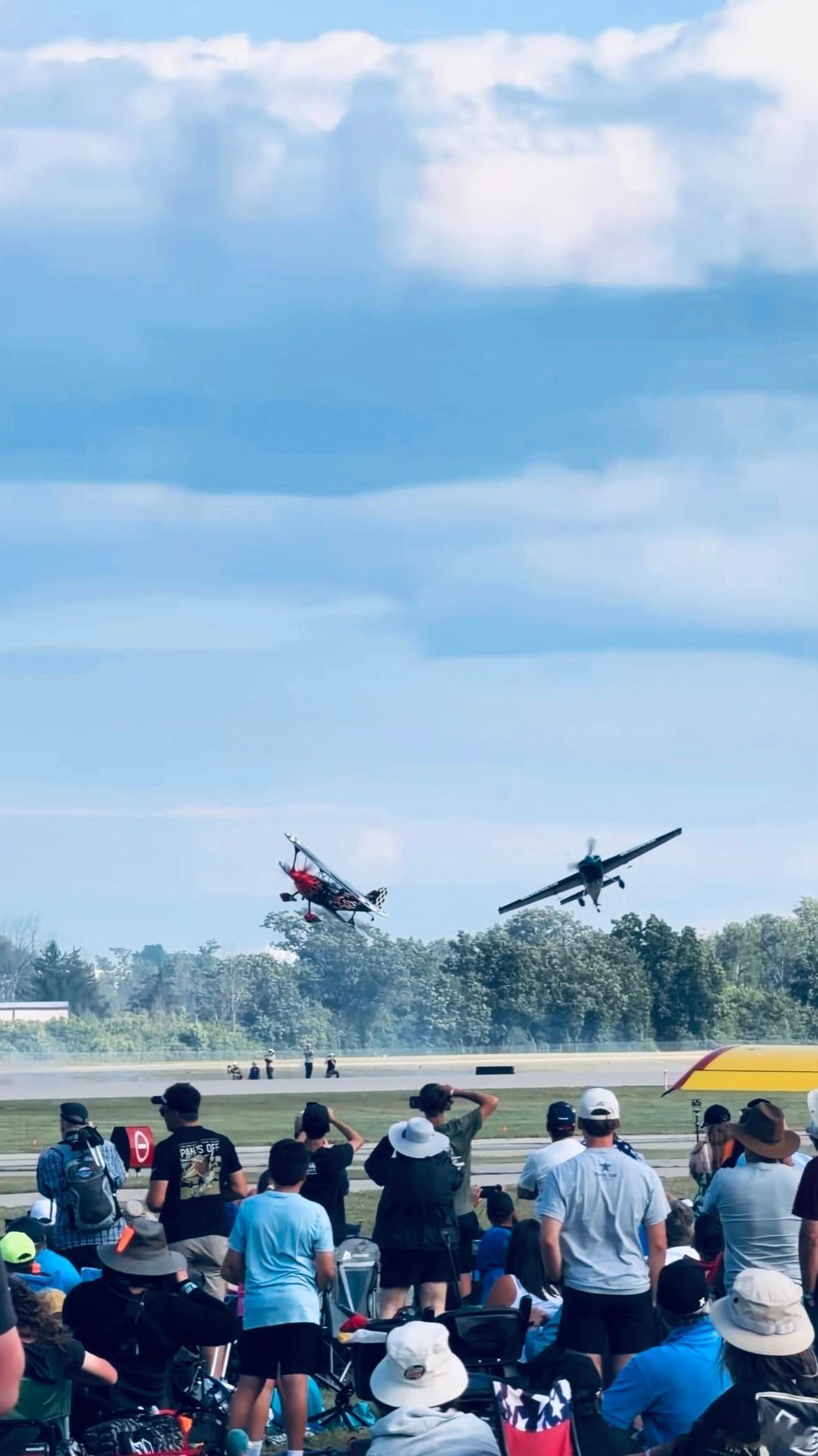 汽车界有英国Goodwood飞行界有Oshkosh10000+架飞机飞到这里聚会