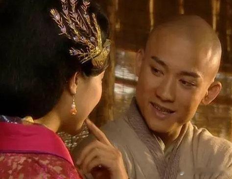 640 年，15 岁的高阳公主被李世民许配给宰相房玄龄次子房遗爱。洞房花烛夜，新