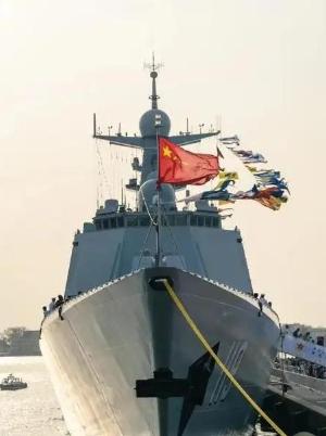 无论是中国的导弹，还是中国的航母，日本都不怕，日本怕的只有两点，一是中国的继续加