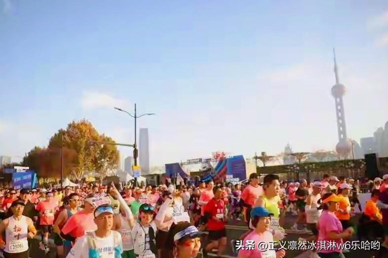 🍒伦敦马拉松赛事总监丽萨说，上马团队把提的意见都落实成了实际改变，执行力那叫一