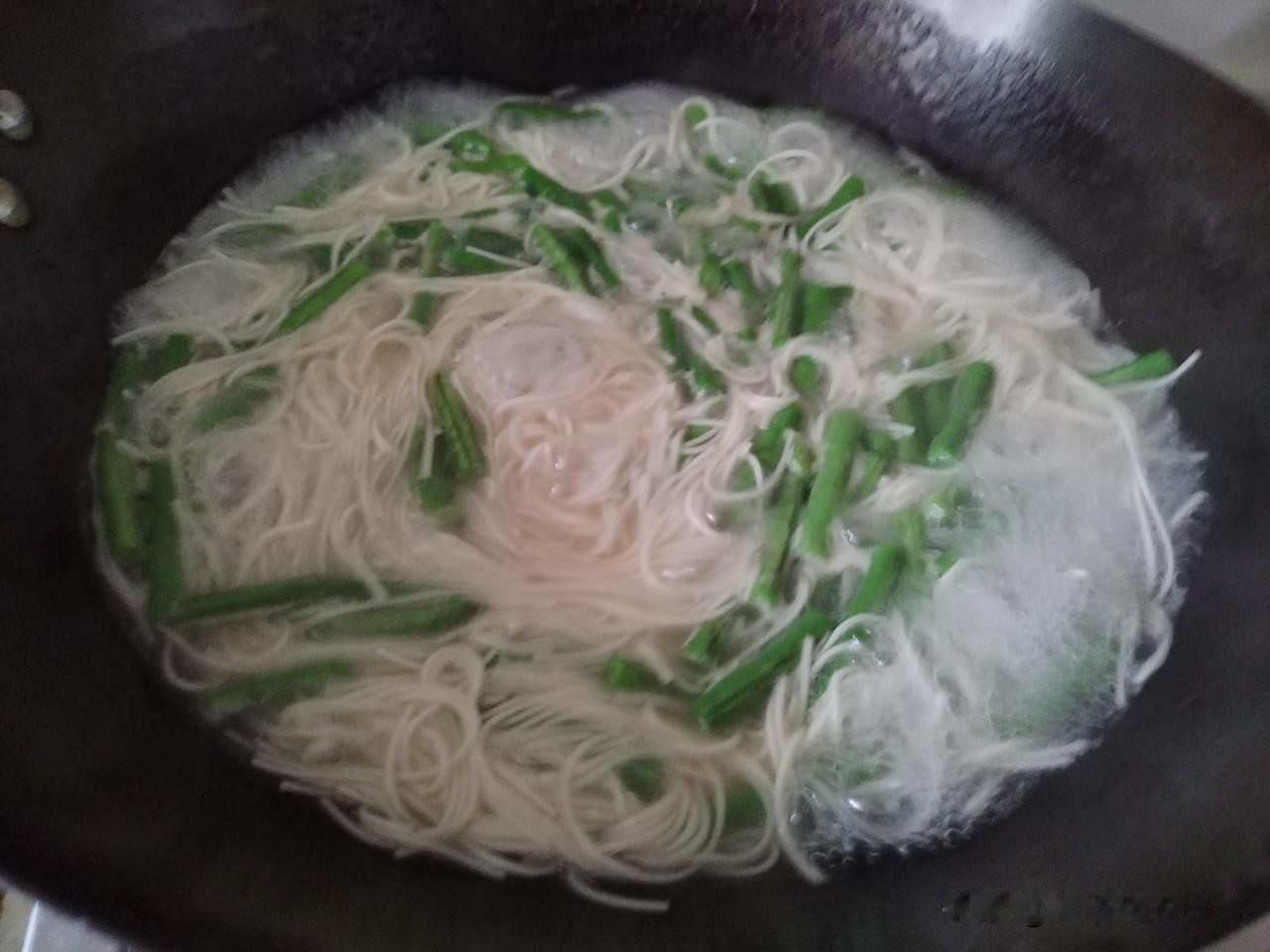 业余时间在网上薅羊毛
也是一件很实际的事情
今天掌柜的算了一下
最近一星期他的薅