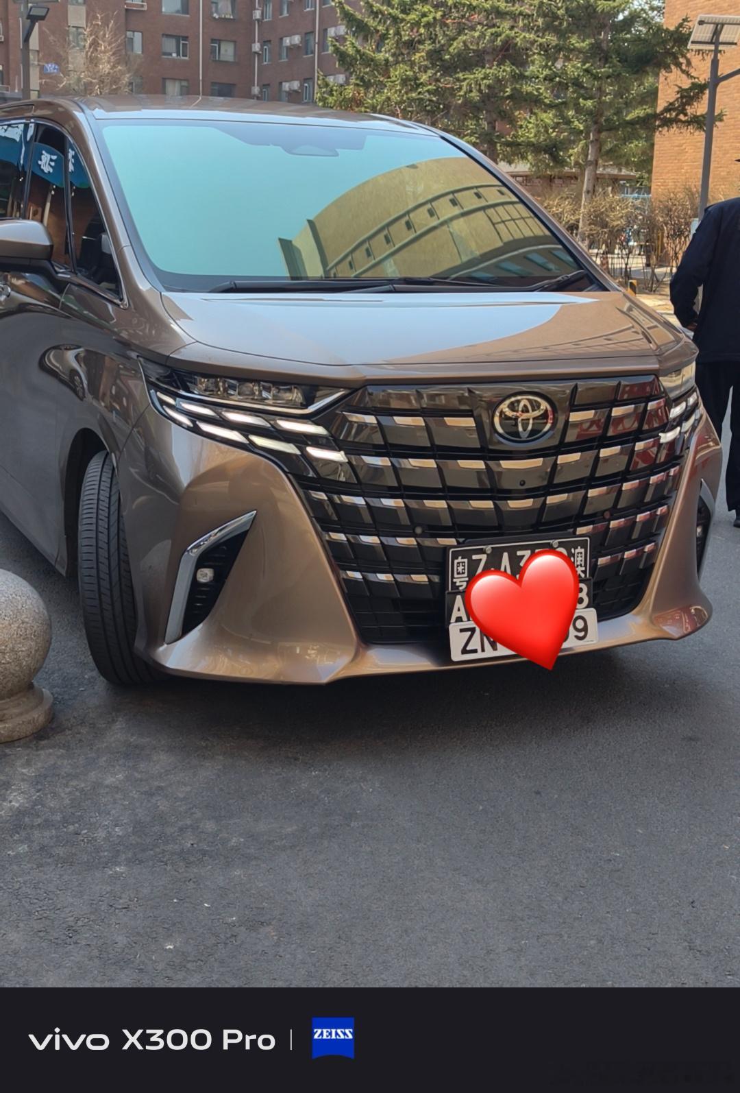 在大湾区出人头地的老铁回老家了...我在长春看到了三地牌大佬！好奇打听为什么要回