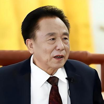 包养了多名情妇，生下11个私生子，75岁还在拼命生娃！他是谁？人前，他是人人崇拜