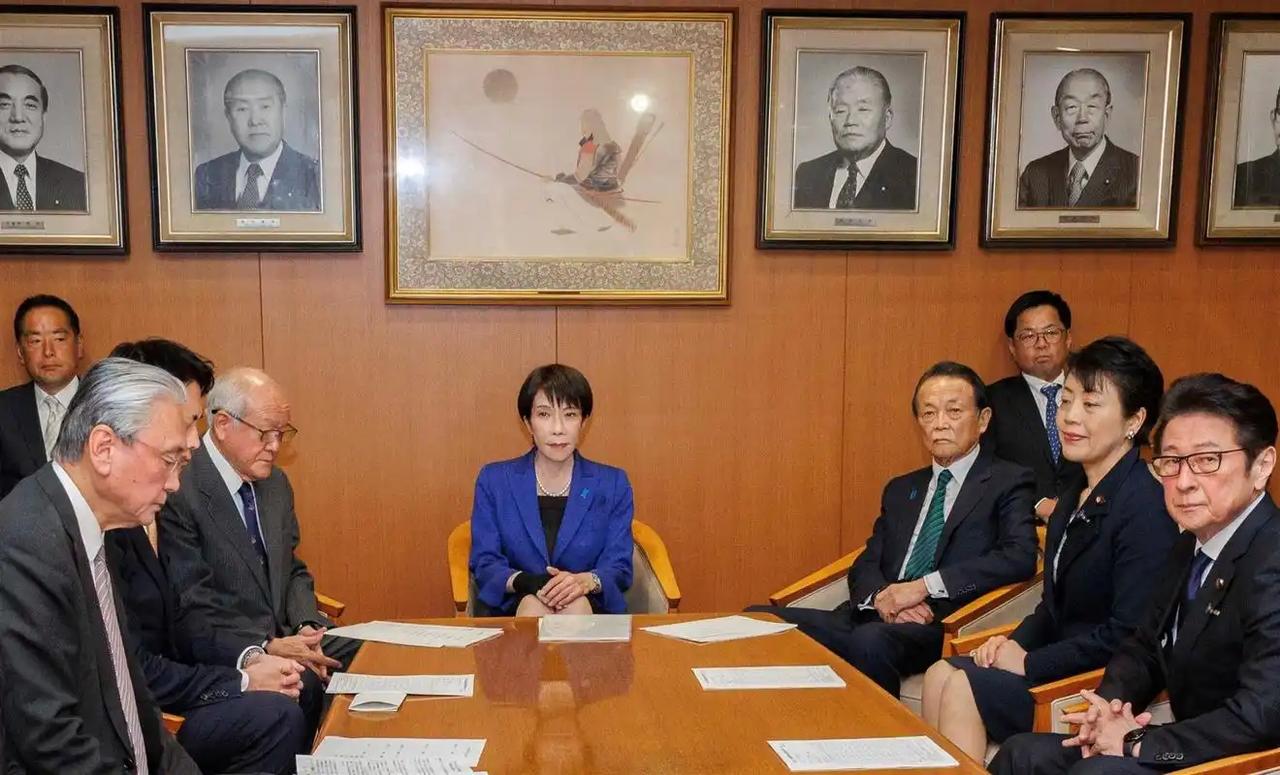 日本命脉被掐，稀土梦彻底碎了，关键时刻，俄罗斯再补致命一击..
 
近日日本大肆