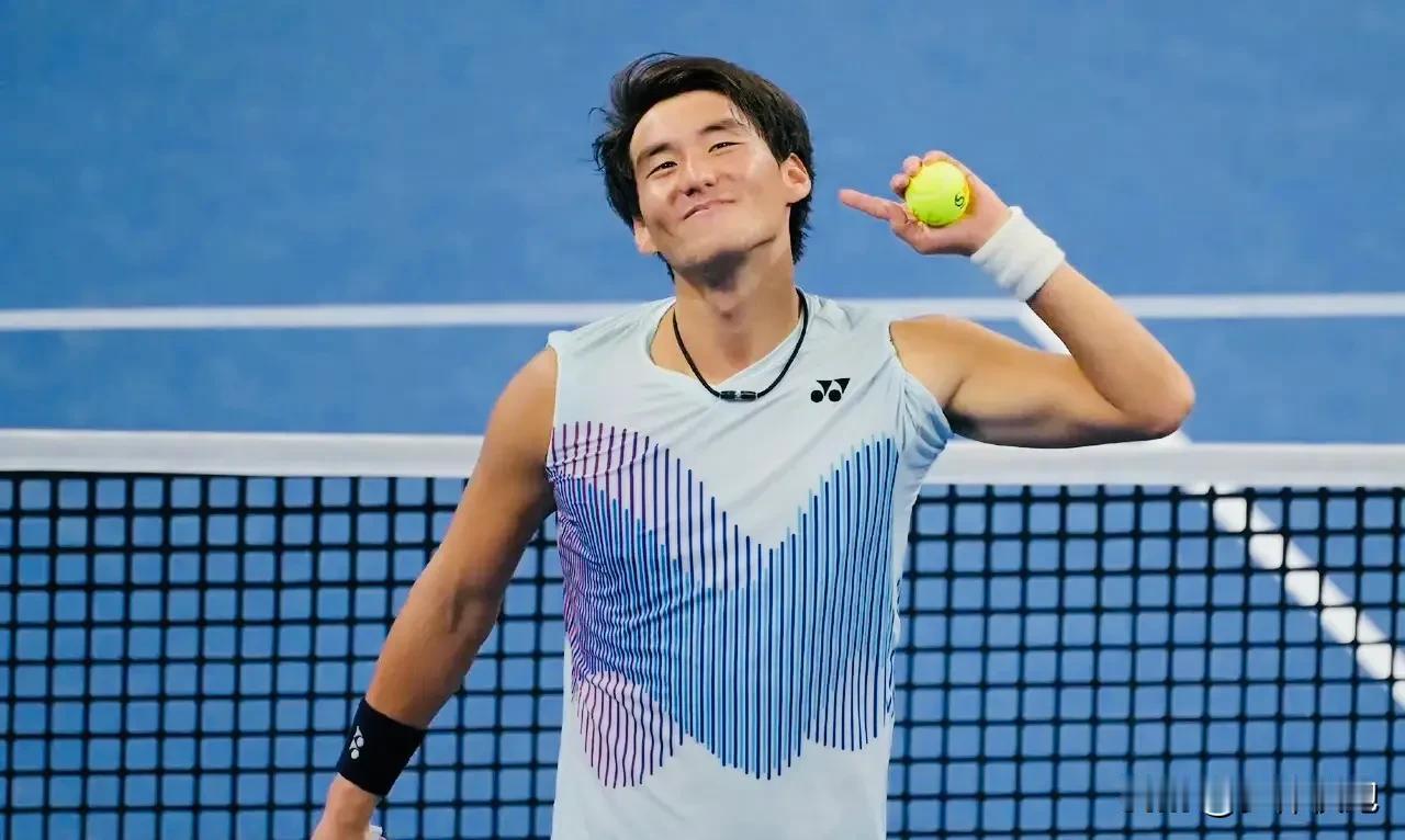 ATP250🇰🇿阿拉木图站男单资格赛，头号种子🇨🇳布云朝克特昨日首轮以6