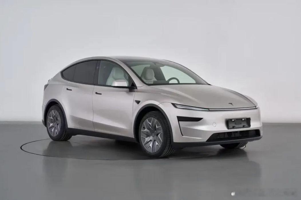 特斯拉六座长轴距版Model Y即将在印度发布特斯拉计划最早于下周在印度推出全新