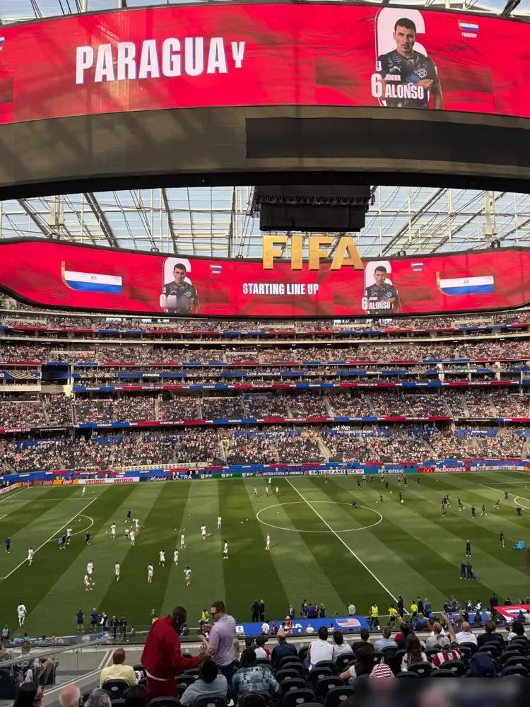 美国佬赚翻了。
     不是2026世界杯，真不知道美国有这么多漂亮的体育场。
