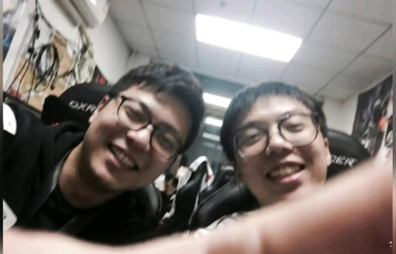 现在的AI太牛逼了dota2