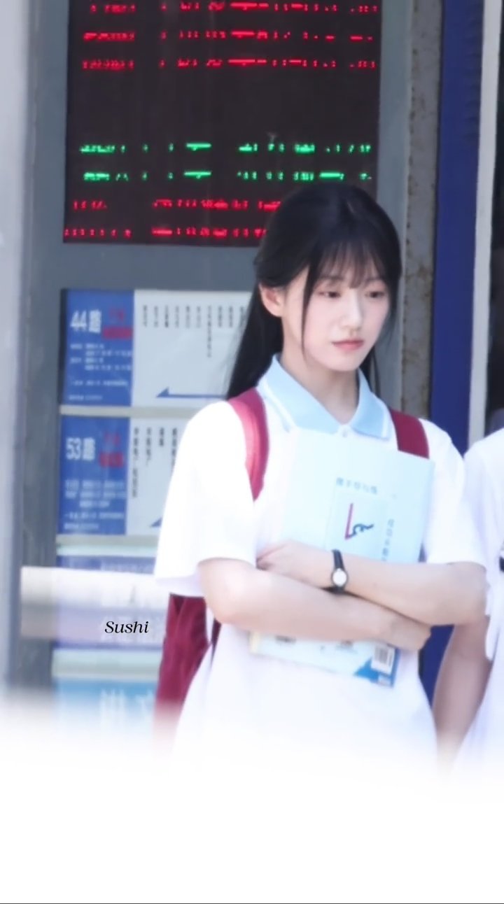 包上恩《炽夏》今日路透图。 ​​​