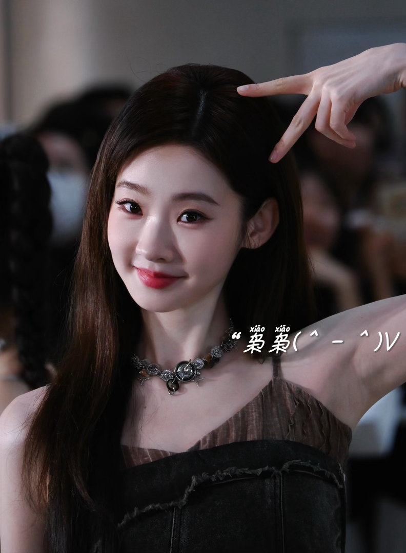 张艺凡戏外搓bgm戏里玩摇滚张艺凡甜心摇滚新娘 张艺凡这次的角色突破挺成功的。从