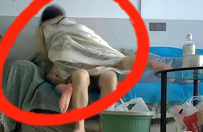 见过官瘾大的，没见过祖院长这么端着的！
明明是需要主动推进的事，曾医生忙得脚不沾