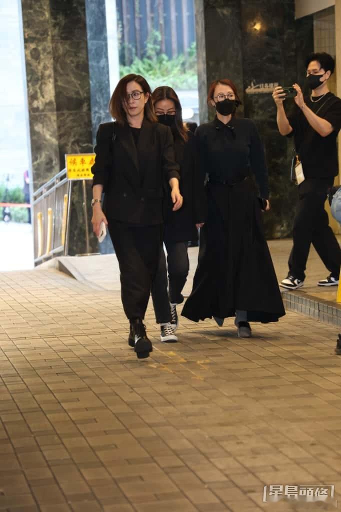 群星送別Benz雄忍痛說再見（3）下午三點開始，許紹雄圈中好友陸續抵達，關禮傑到