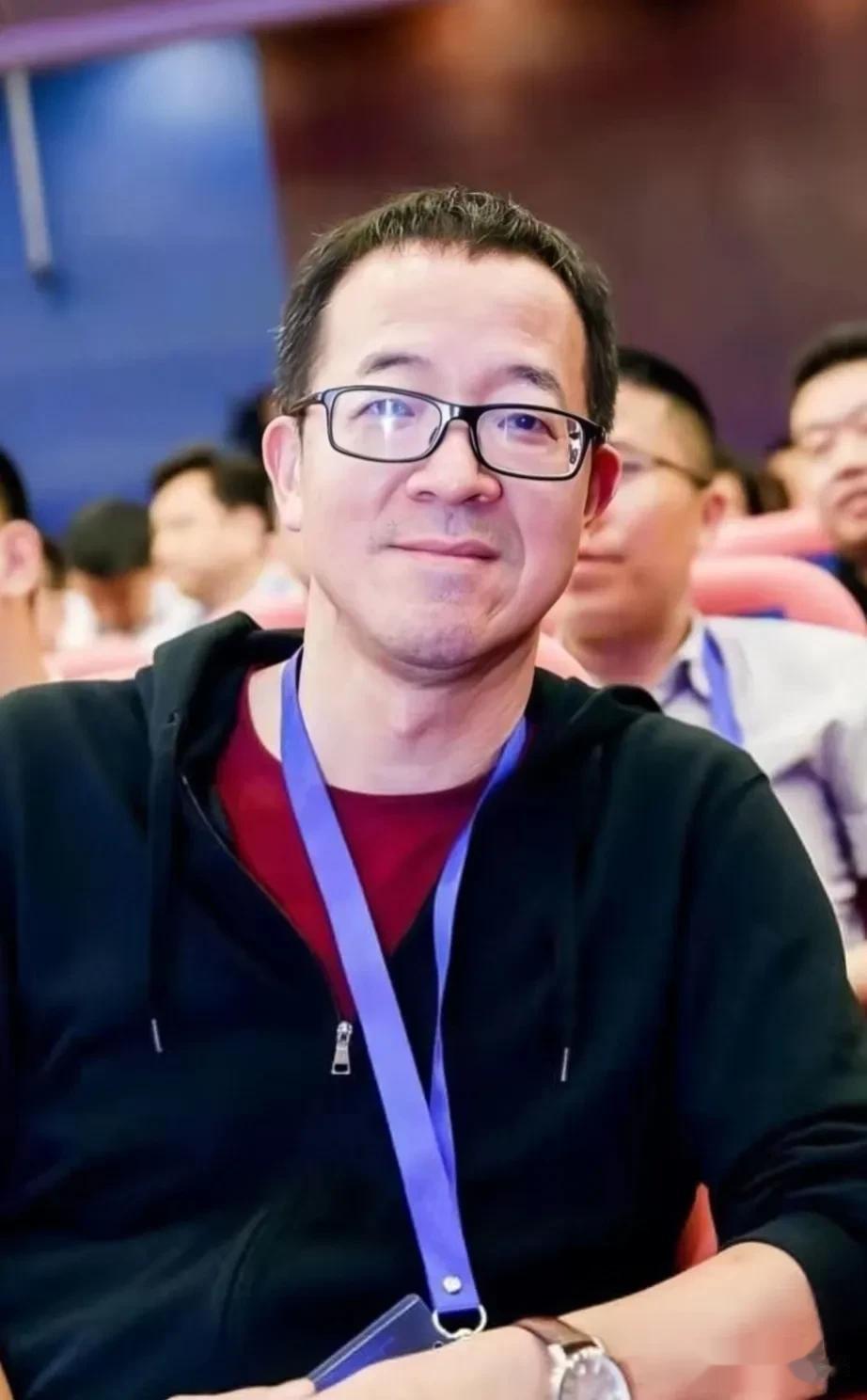 俞敏洪回忆新东方，感慨说:其实那时候我的钱已经够用了，完全可以退下来，但是这样做