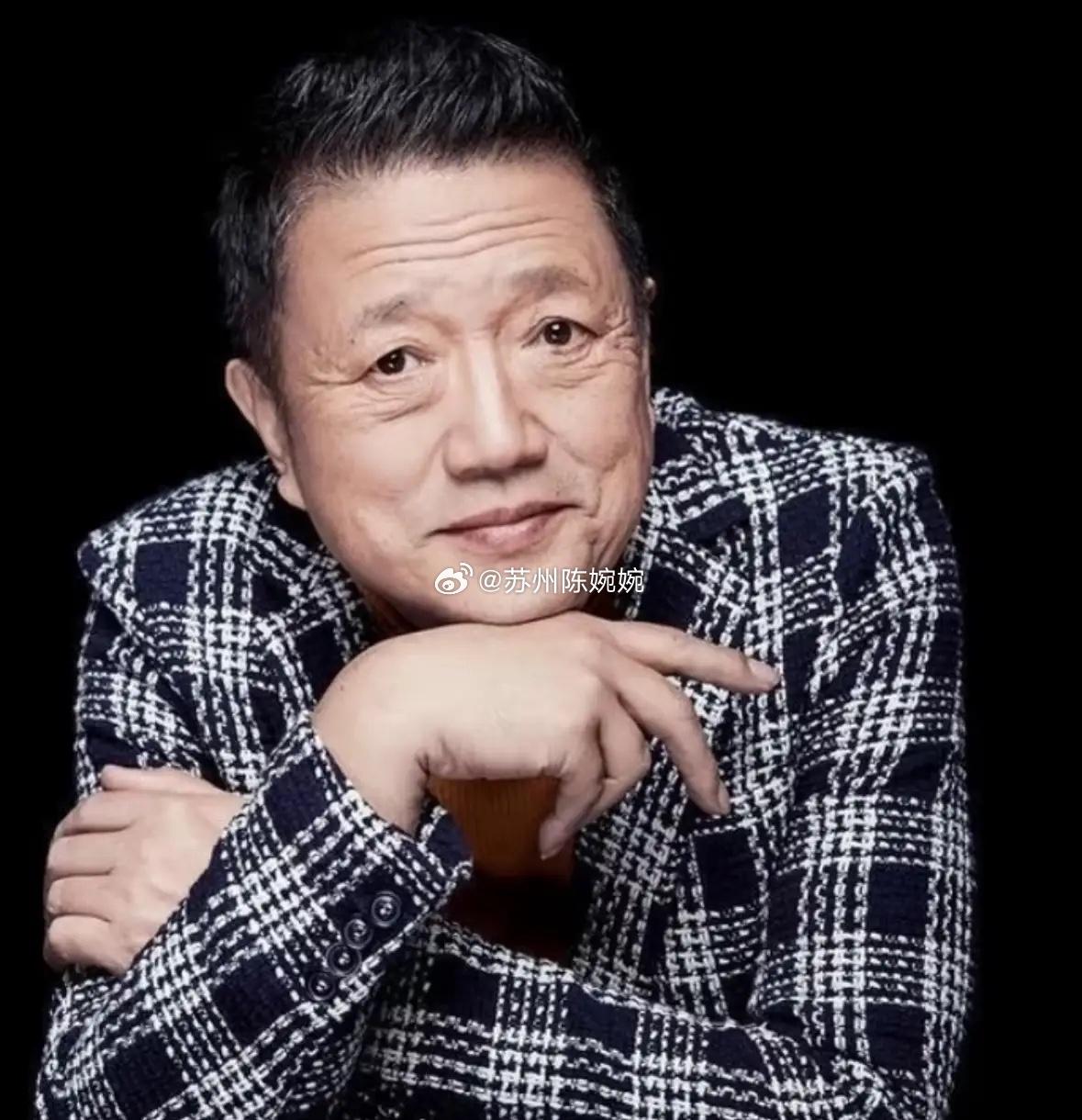 我有一个疑问
秦焰老师为什么没妻子孩子。
查了一下，发现2个原因，1.他把另一半
