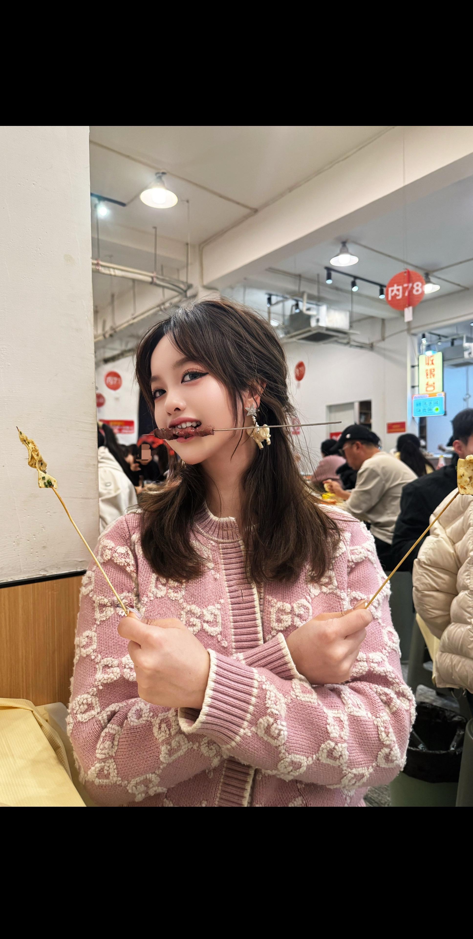 夜宵大王来也🍖。