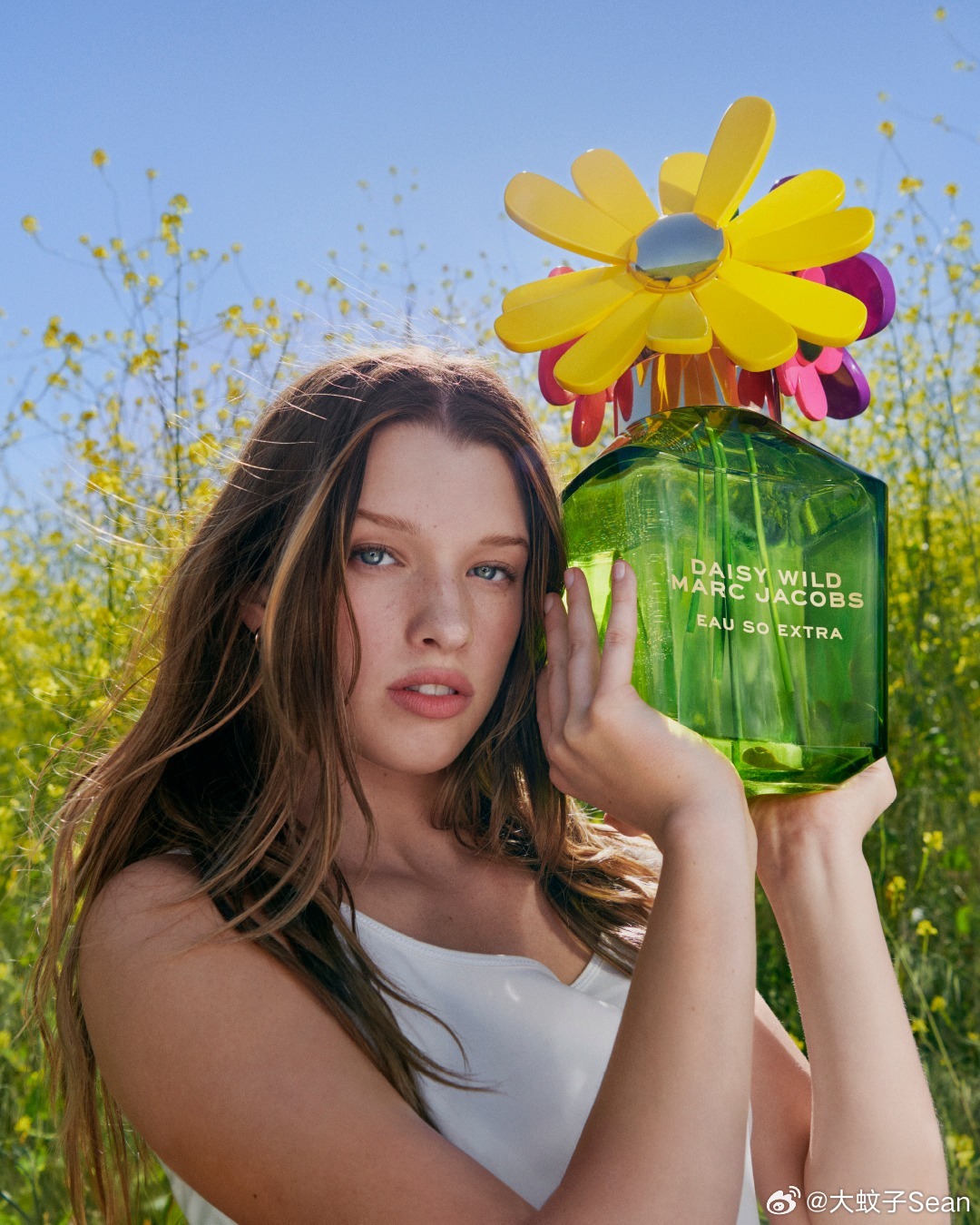 ever anderson艾尔安德森为Marc Jacobs的Daisy Wil