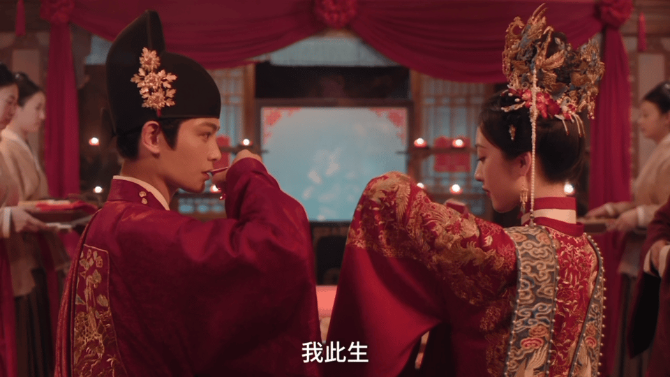 丁禹兮新剧问邓恩熙做哪种夫妻 两个人对手戏的眼神戏太绝了，克制心动的时候眼底藏着