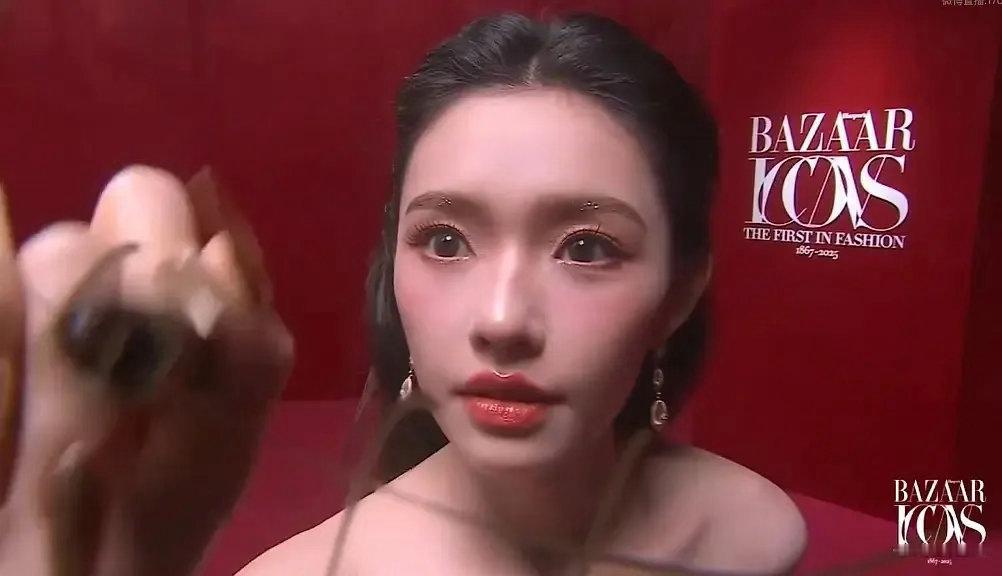 这个角度的林允是不是有点虐了？ 