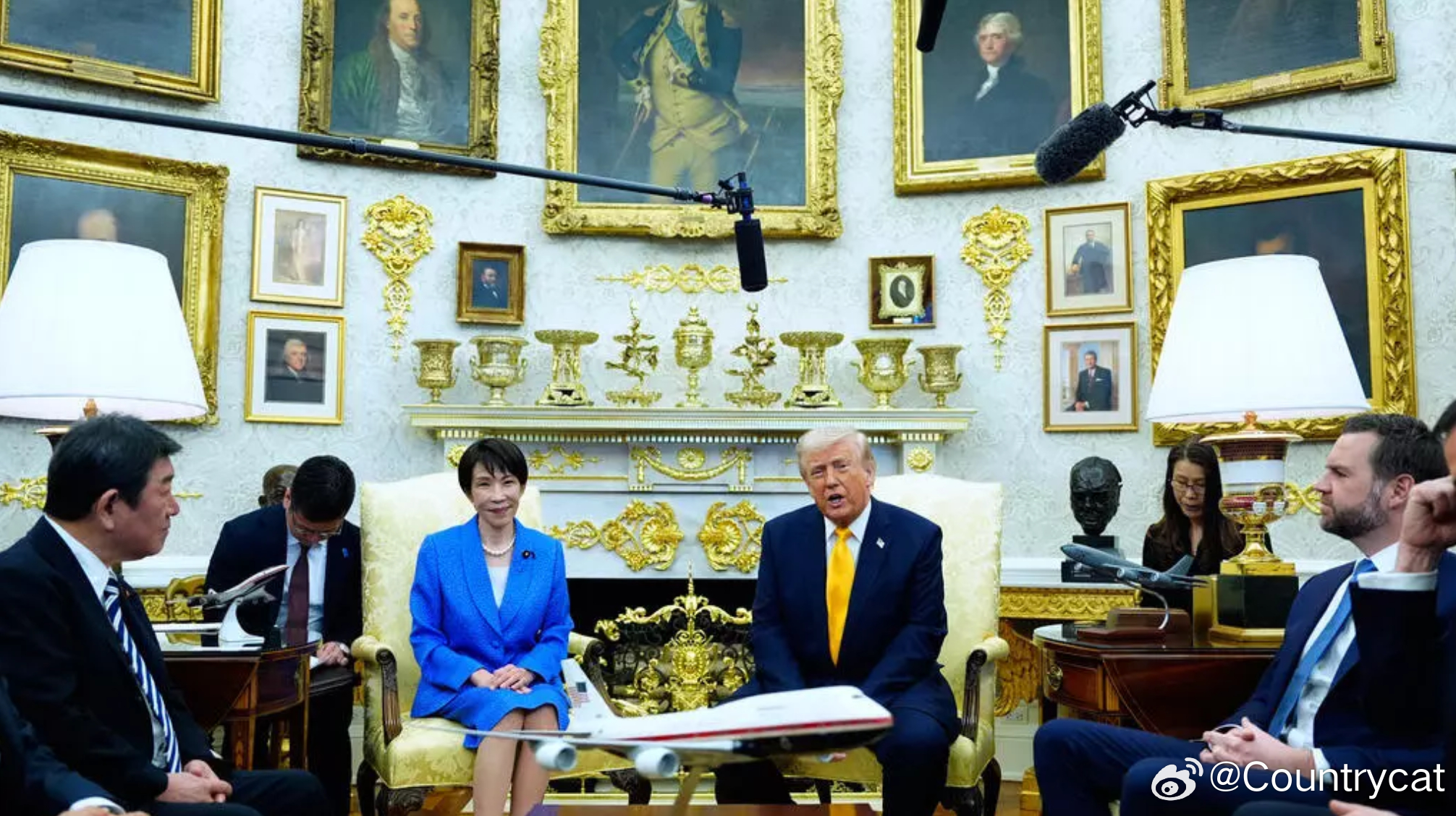 日美首脑决定将共同研发生产的拦截导弹产量扩大至4倍海外新鲜事日本 日美两国领导人