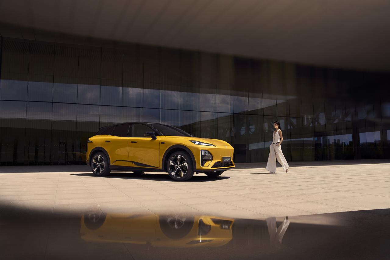 年底换车潮来了，不少朋友都在赶在购置税退坡前下手。我也帮着一起研究，发现深蓝汽车