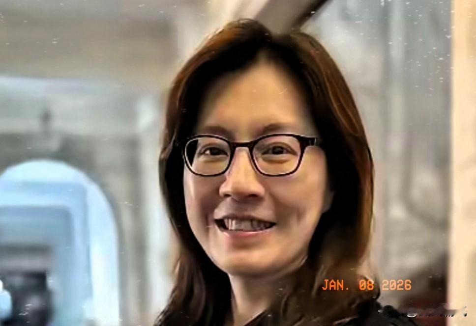 大陆再出手！大陆对台独打手帮凶陈舒怡，依法进行终生追责，给予严惩。
此人利用检察