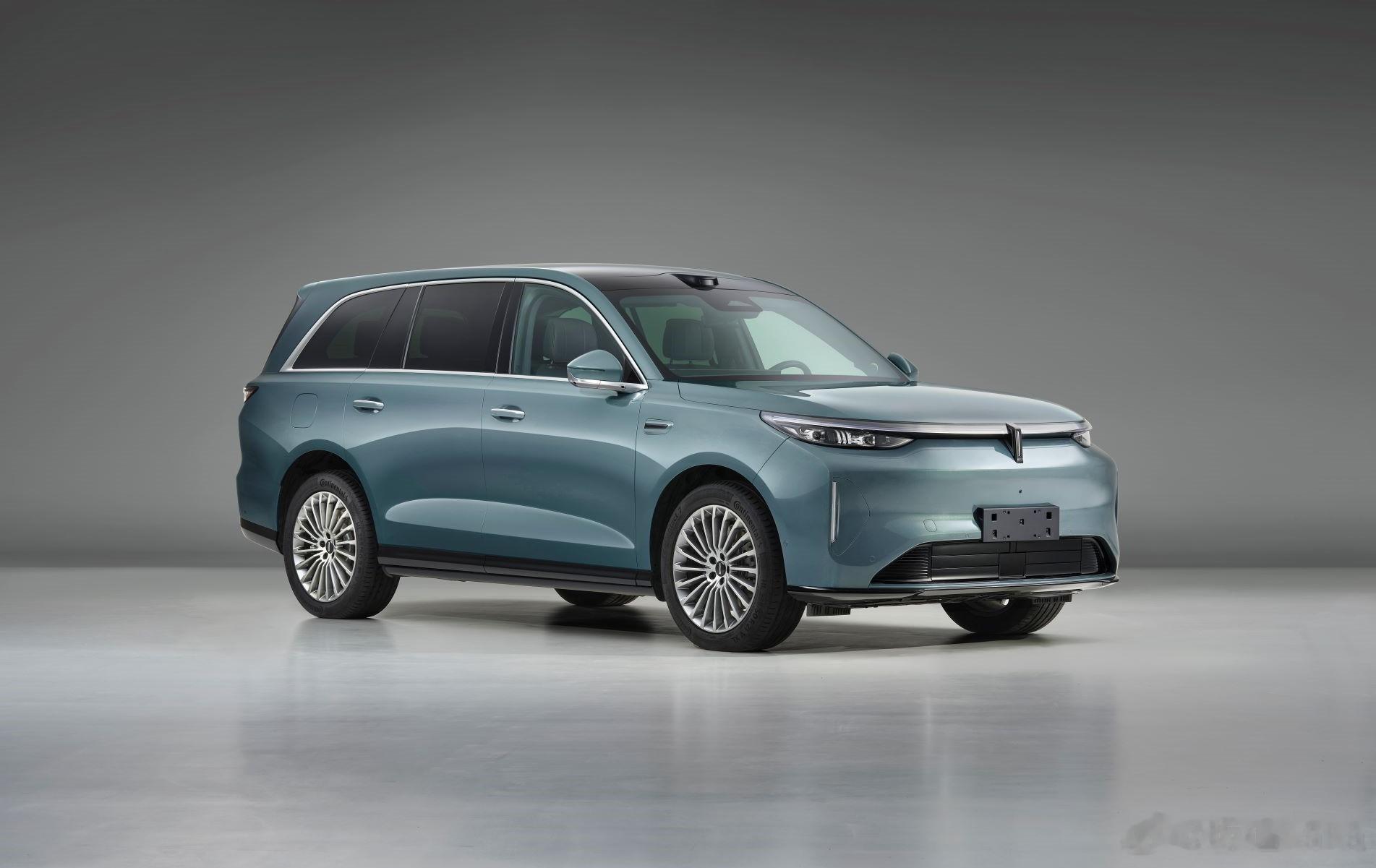 长城魏牌V9X的技术实力还是在线的，一个175kw的2.0T，能把一辆装了77度