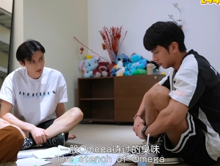 好喜欢这个体型差肤色差攻受温度差😋 