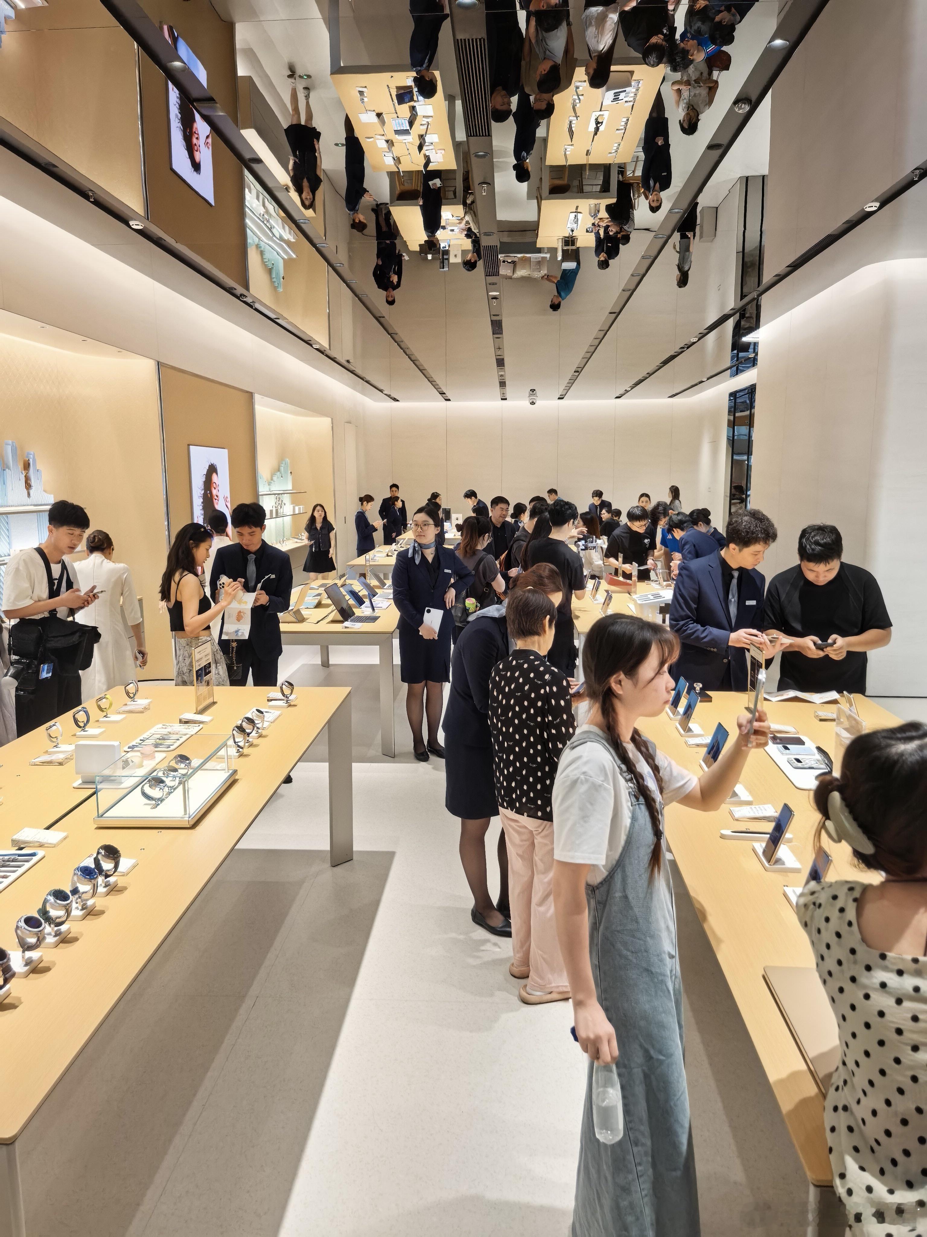 浙江最尊的店找到了杭州开店现在这么卷吗 现在杭州这边开店真的太卷了，店里面不光得