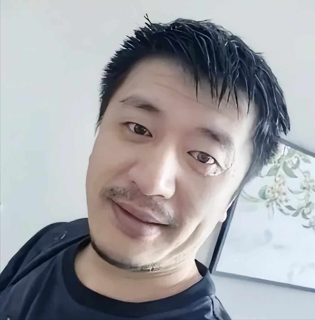 学医的朋友看了张雪峰的新闻之后，说了一句大实话，这事不管真假，都给普通人提了一个