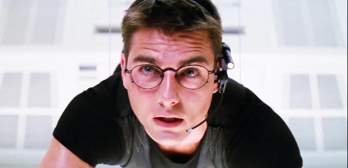 美国“驻伊朗大使馆”发了一个奇怪声明，要求各凭本事离开伊朗。
    这个似乎有