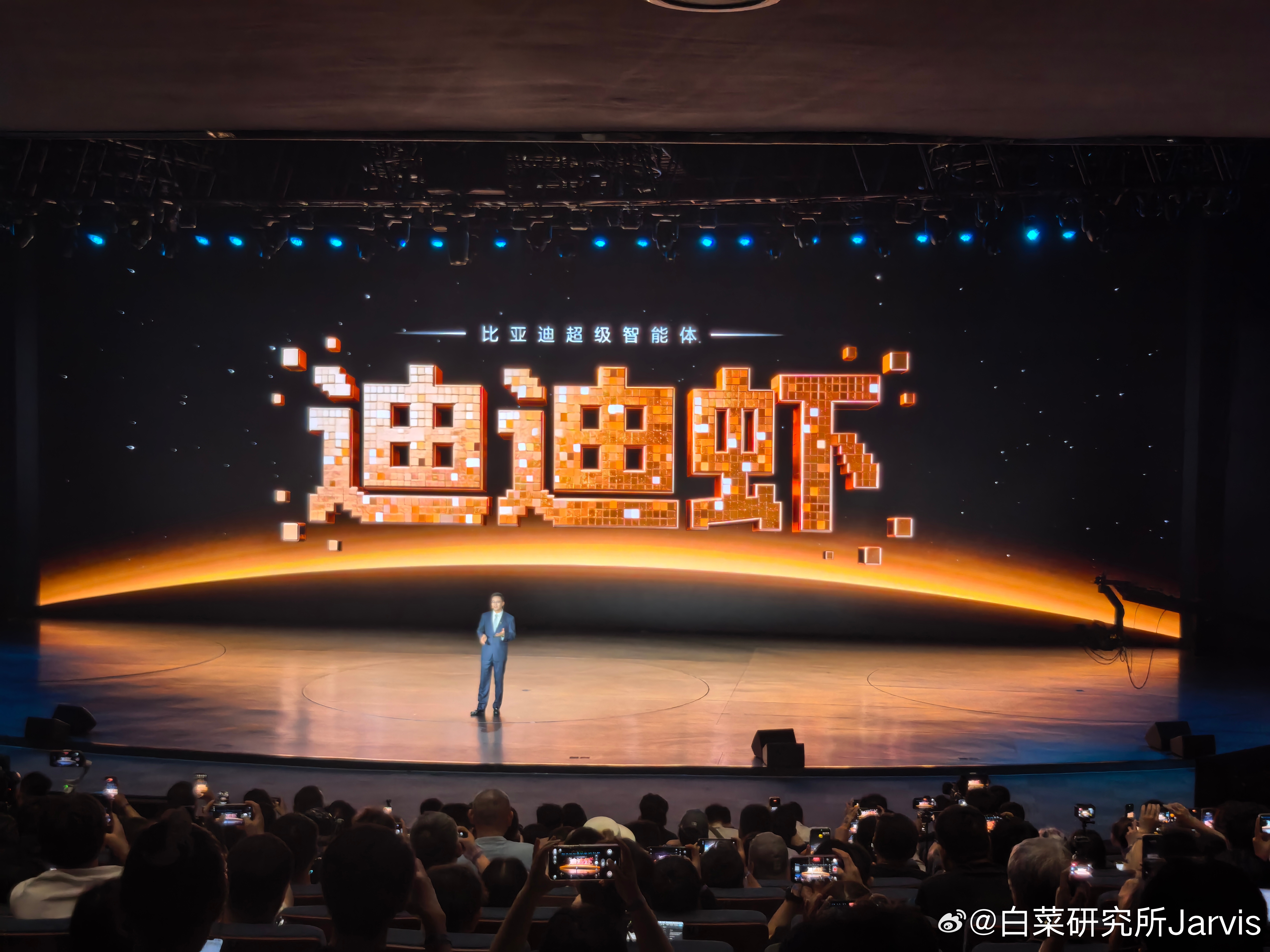 龙虾也来了这还是迪子嘛 