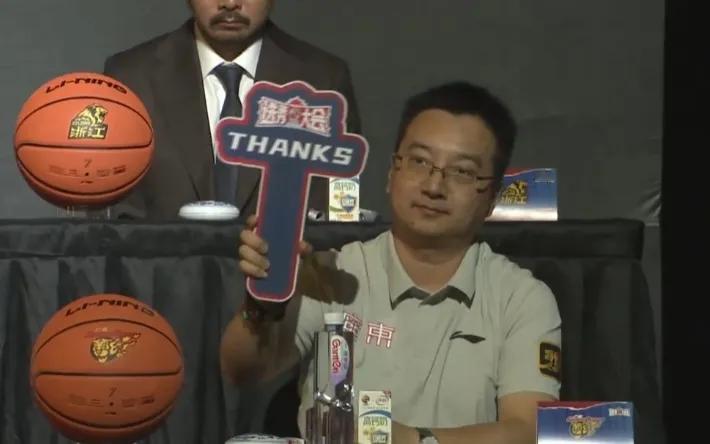 广东宏远选秀接电话，真的没必要过度解读，他们真的不需要大学生球员

CBA今天选