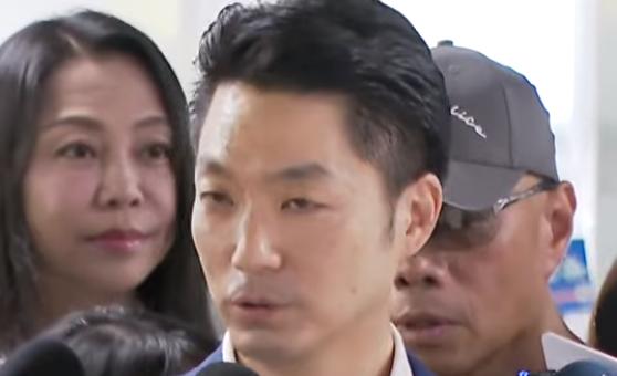 台北市长蒋万安今日赴议会总质询，针对是否有想跟对手谈的市政议题，蒋万安响应，我说