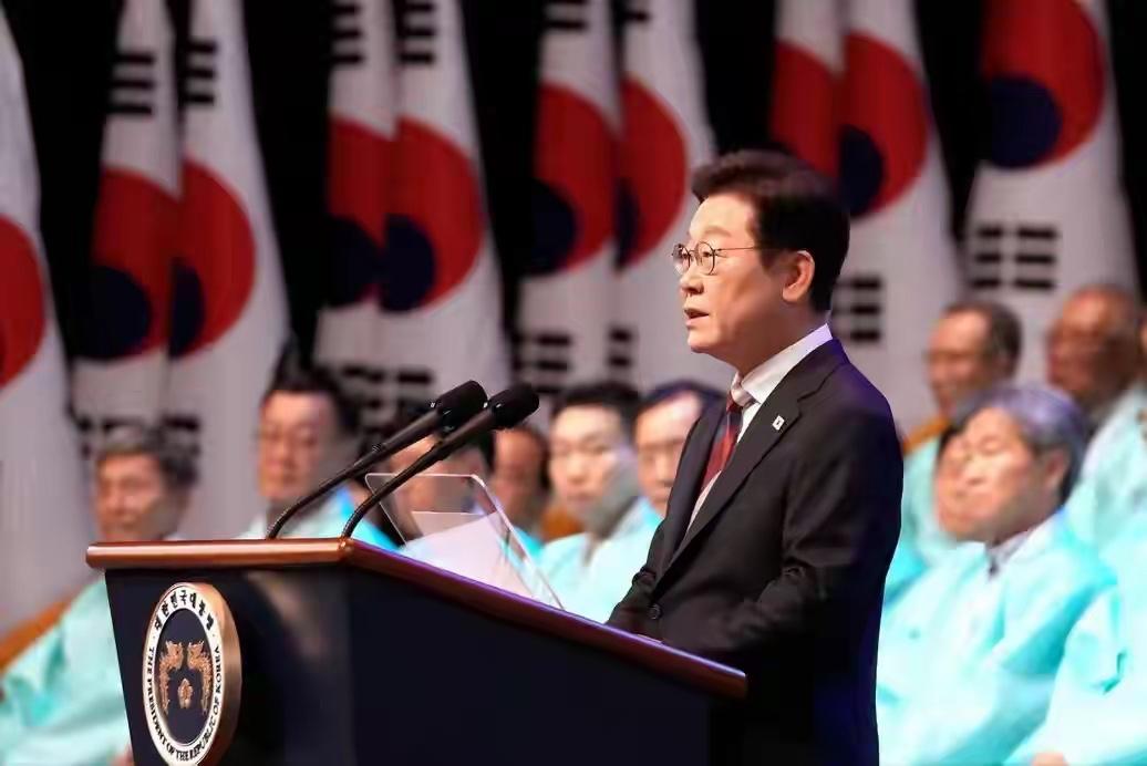 韩国清理亲日派，包括后代，应具示范效应

日本投降81周年光复节当天，韩国总统李