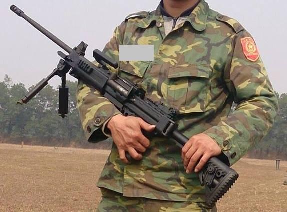 与越南海军陆战队广泛装备的内格夫不同，NG7机枪的数量非常有限，目前只在军队射击