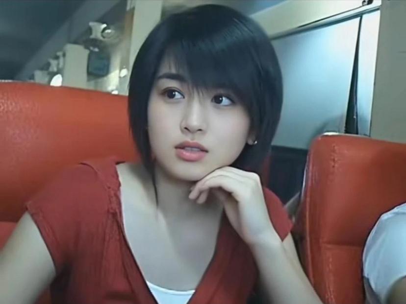 80后，有多少人还记得这几张照片～

当灰色QQ头像有了色彩、跳动几下、发出“咳