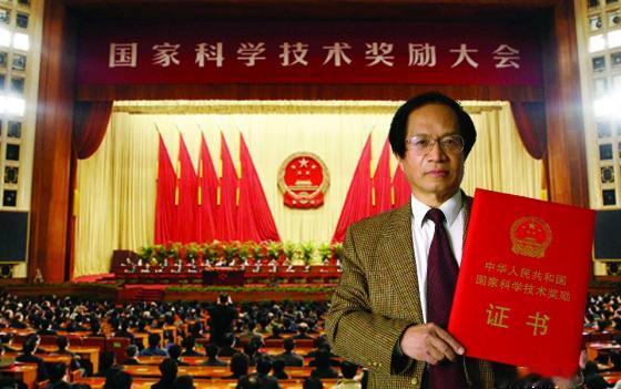 汉字将在互联网中灭亡？美国人发明电脑，压根没想过把汉字打出来，面对西方的质疑，中