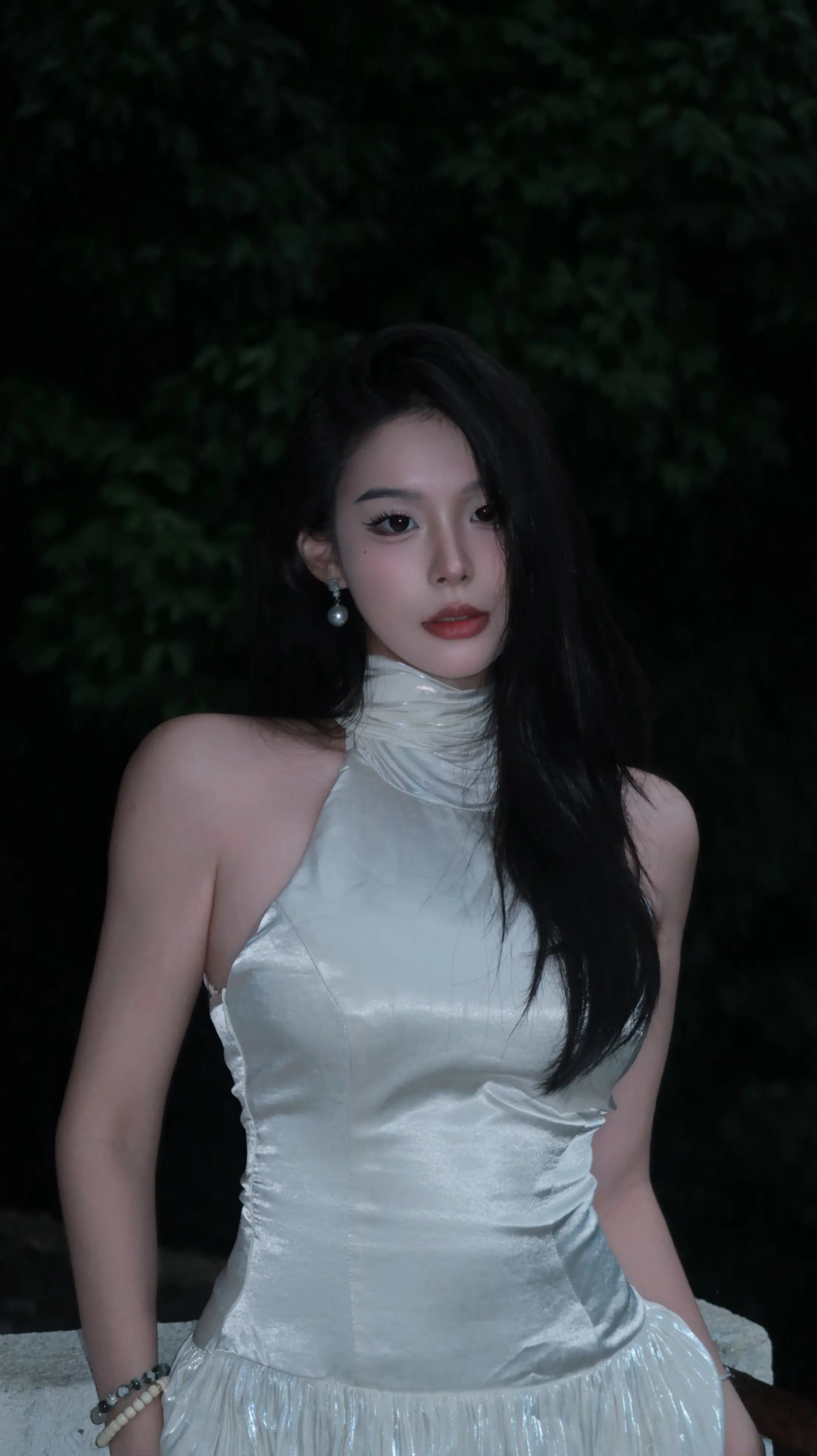 女人 就该美而自知。