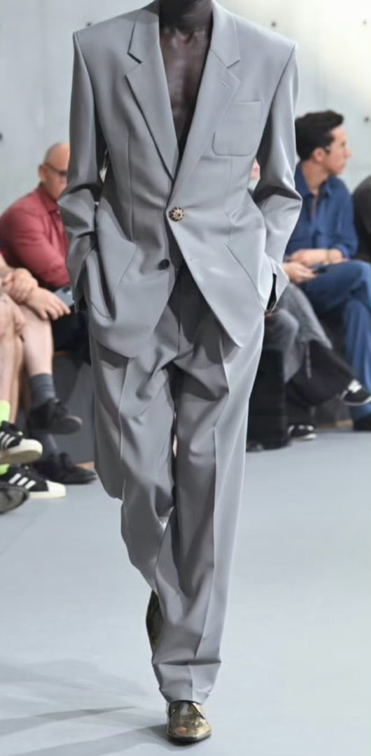 Saint Laurent 2027 SS Menswear感觉一般般，完全不如