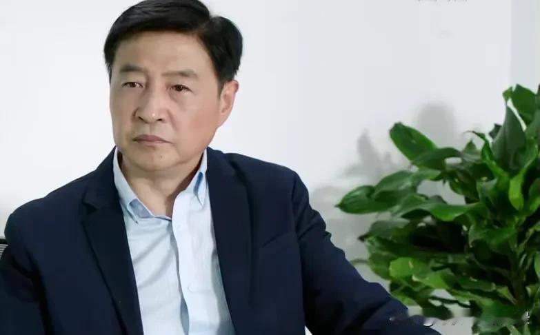 成长大概就是就是再也不想为了喜欢的鞋去磨脚吧
只愿余生各自安好，不负相遇，不负相