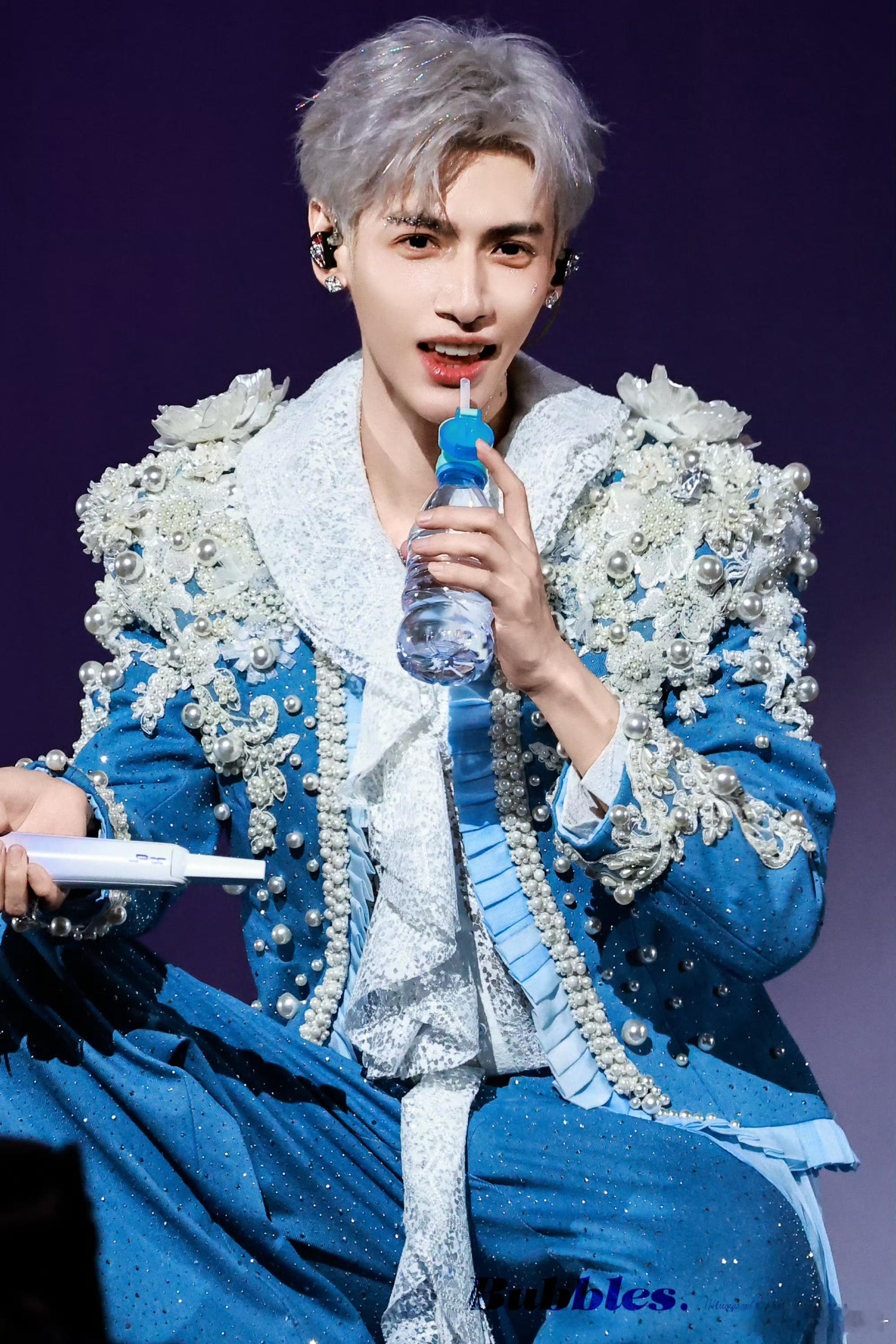 完全女娲毕设来的 