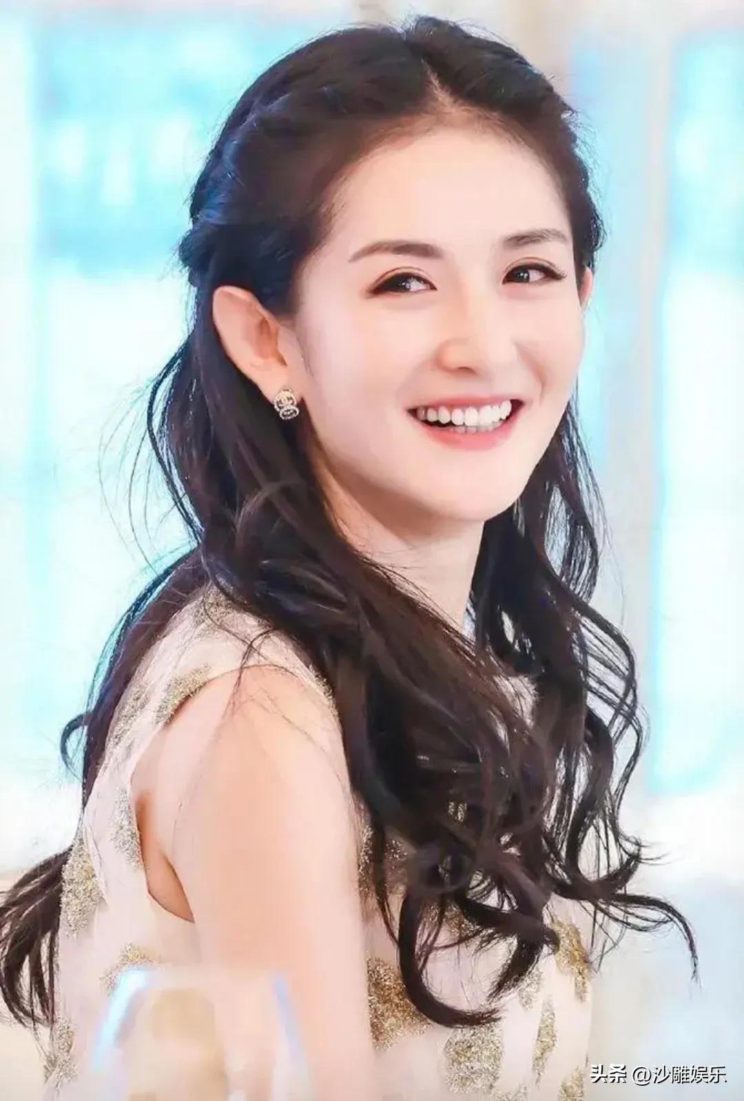 谢娜，发文怒怼薛之谦！


3月2日，大家还在吃薛之谦前女友李雨桐“重婚罪”的惊